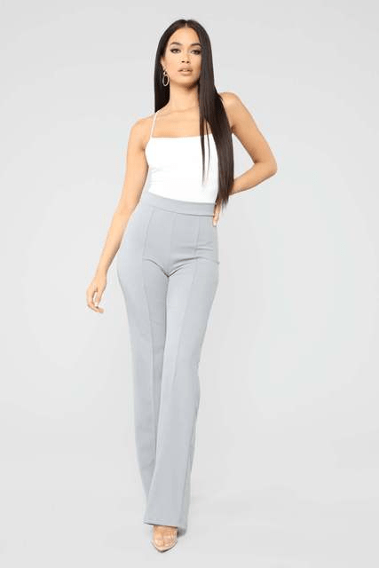 Arleta | Dames Hoge Taille Broek | Comfortabele Zachte Stof met Uitlopende Pijpen Pantalon Esto Moda