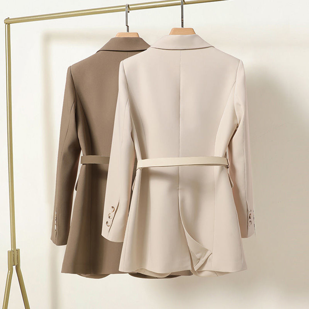 Chiana | Dames Zwarte Lange Blazer | Elegante Pasvorm met Riem Short jacket Esto Moda