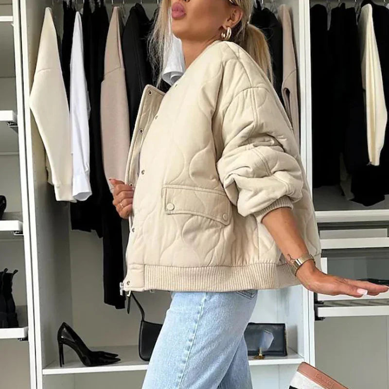 Christelle | Zwarte Bomberjack Dames | Gevoerd en Tijdloos Design Short jacket Esto Moda