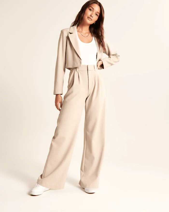 Elisa | Beige Pantalon Dames | Flared Broek met Hoge Taille Pantalon Esto Moda