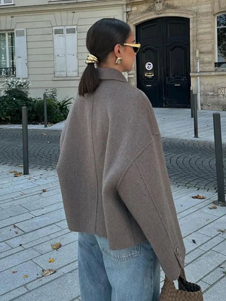 Hélené | Lange Dames Jas Winter | Oversized Wolmix, Klassiek en Warm Short jacket Esto Moda