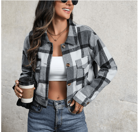 Jayden | Stijlvolle Cropped Damesjas | Geruit Design voor Casual Comfort Short jacket Esto Moda