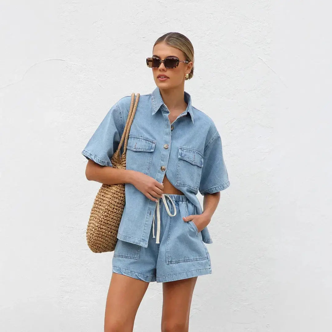 Julia | Vrouwen Casual Denim Tweedelige Set | Comfortabel en Stijlvol , Two-piece set woman , Lichtblauw , Esto Moda