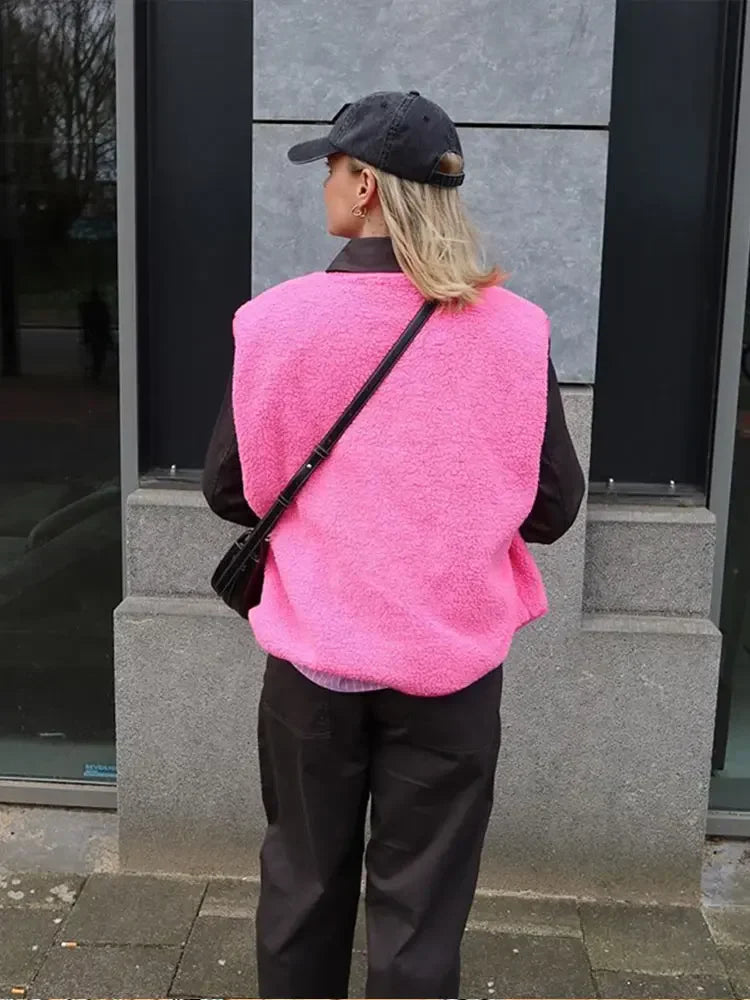 Ovelia | Dames Bodywarmer | Elegante V-hals in Luxe Lams Wolmix Sweater Esto Moda