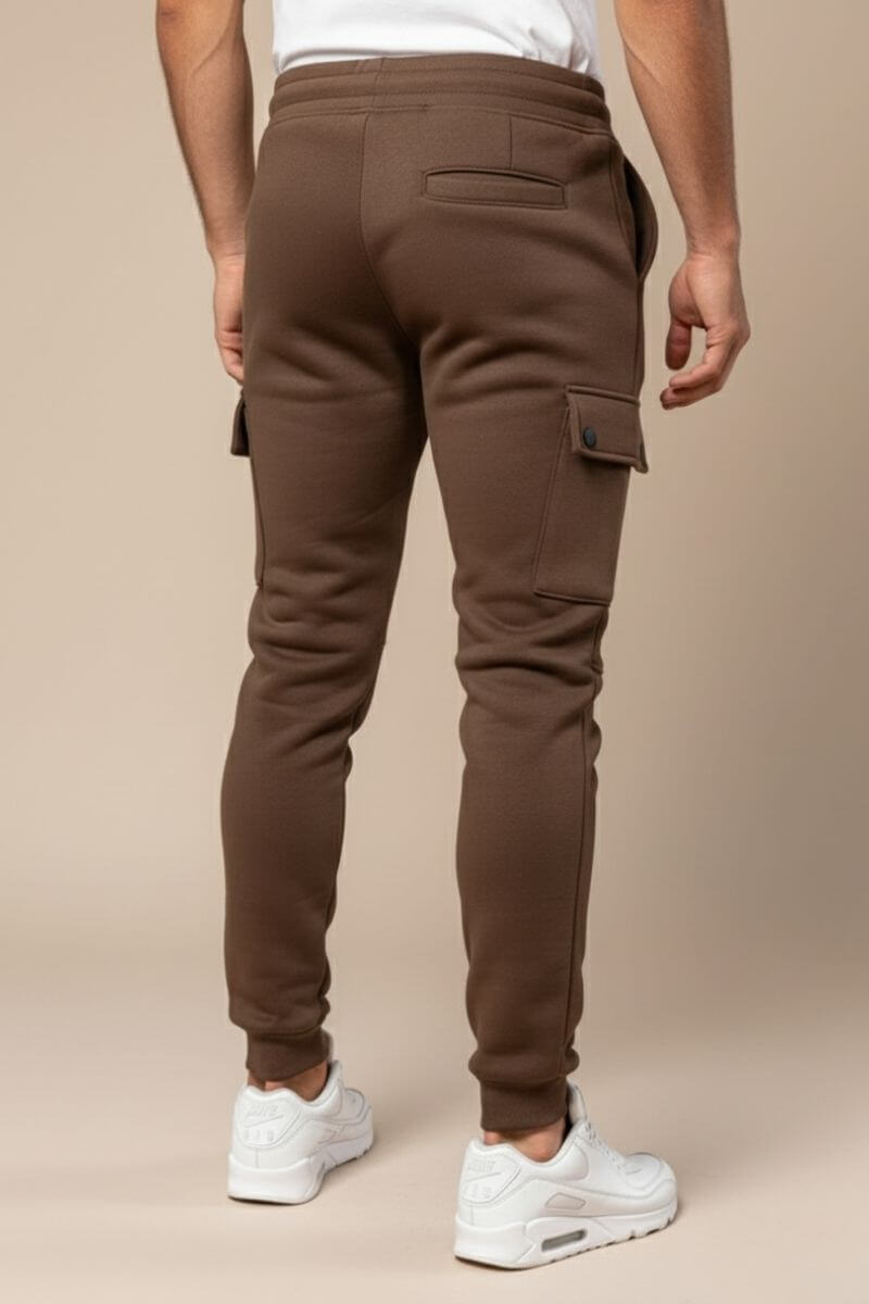 Bruine Tom joggingbroek heren met praktische zak en koordsluiting, een casual sweatpants met comfort
