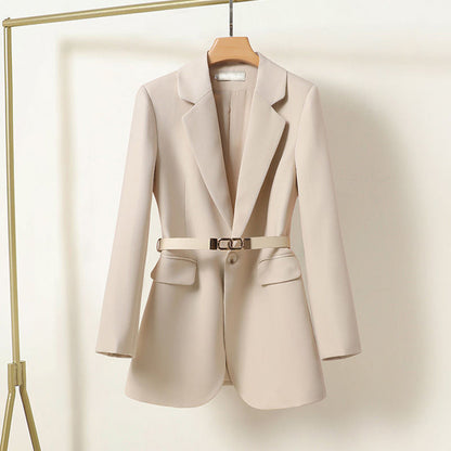 Chiana | Dames Zwarte Lange Blazer | Elegante Pasvorm met Riem Short jacket Esto Moda