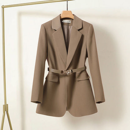 Chiana | Dames Zwarte Lange Blazer | Elegante Pasvorm met Riem Short jacket Esto Moda