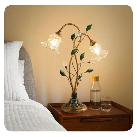 Fleur | Elegante Franse Vintage Tafellamp | Delicaat Bloemdesign 0