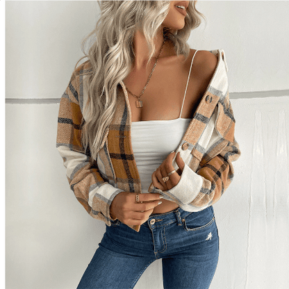 Jayden | Stijlvolle Cropped Damesjas | Geruit Design voor Casual Comfort Short jacket Esto Moda