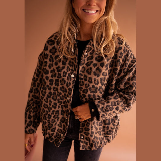 Luna | Dames Trendy Bomberjack | Luipaardprint met Comfortabele Pasvorm Short jacket Esto Moda