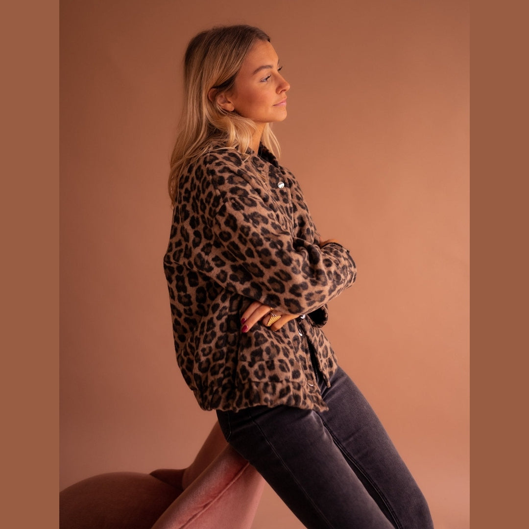 Luna | Dames Trendy Bomberjack | Luipaardprint met Comfortabele Pasvorm Short jacket Esto Moda